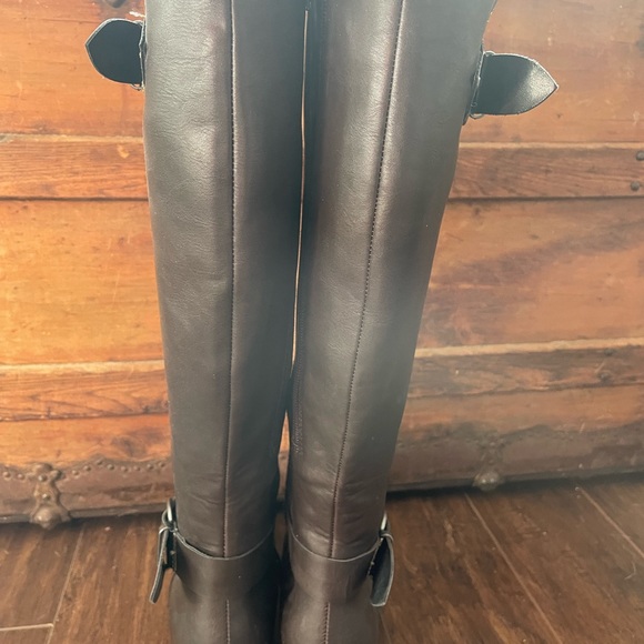Brand New Aerosoles wide calf heeled wedge boot - Picture 5 of 5